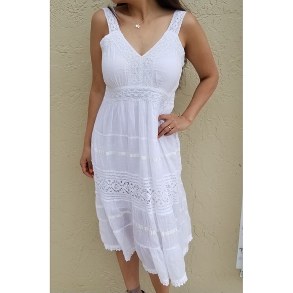 Indian tropical fashion Dress - Picture 2 of 2